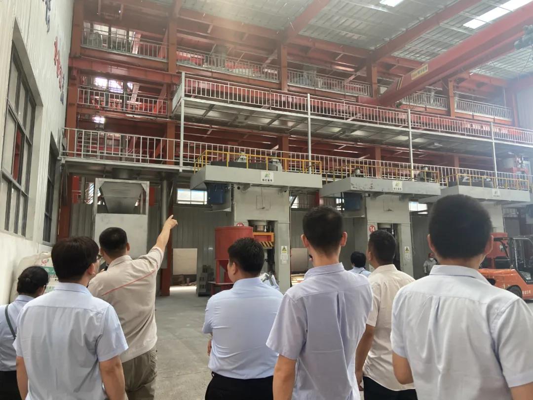 以心迎新 從新出發(fā) | 榮盛科技集團(tuán)組織新員工到生產(chǎn)基地參觀(guān)學(xué)習(xí)